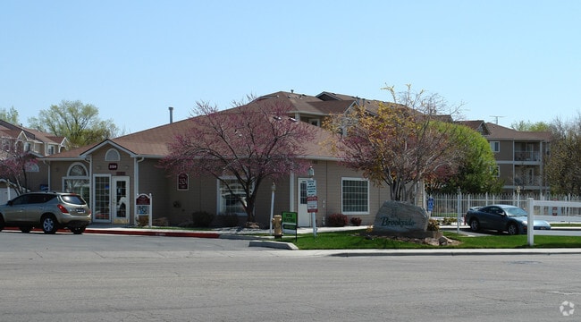 Building Photo - Brookside Apartments