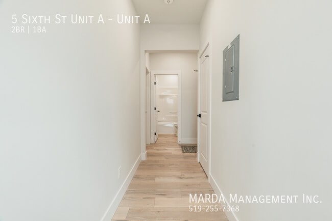 Building Photo - MODERN 2 BED/1 BATH LOCATED IN CHATHAM PLU...