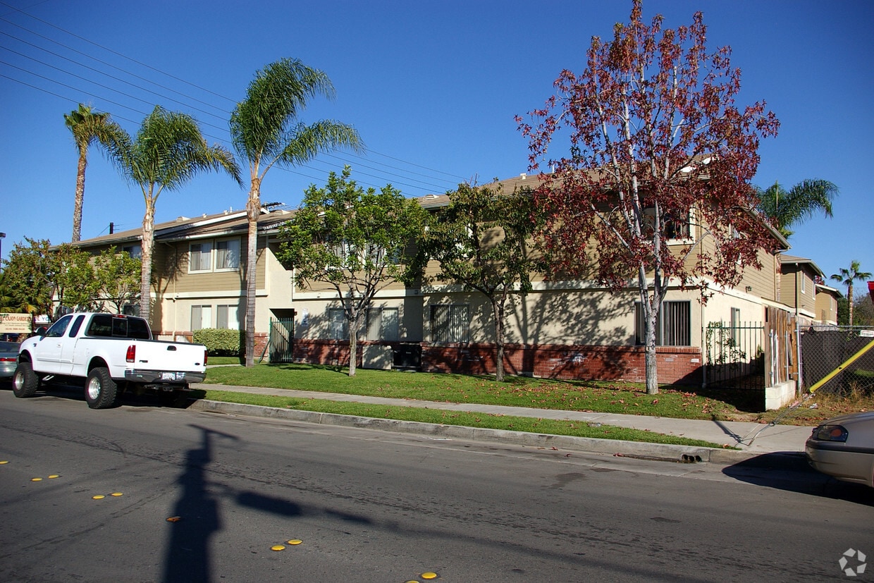 Primary Photo - El Cajon Gardens