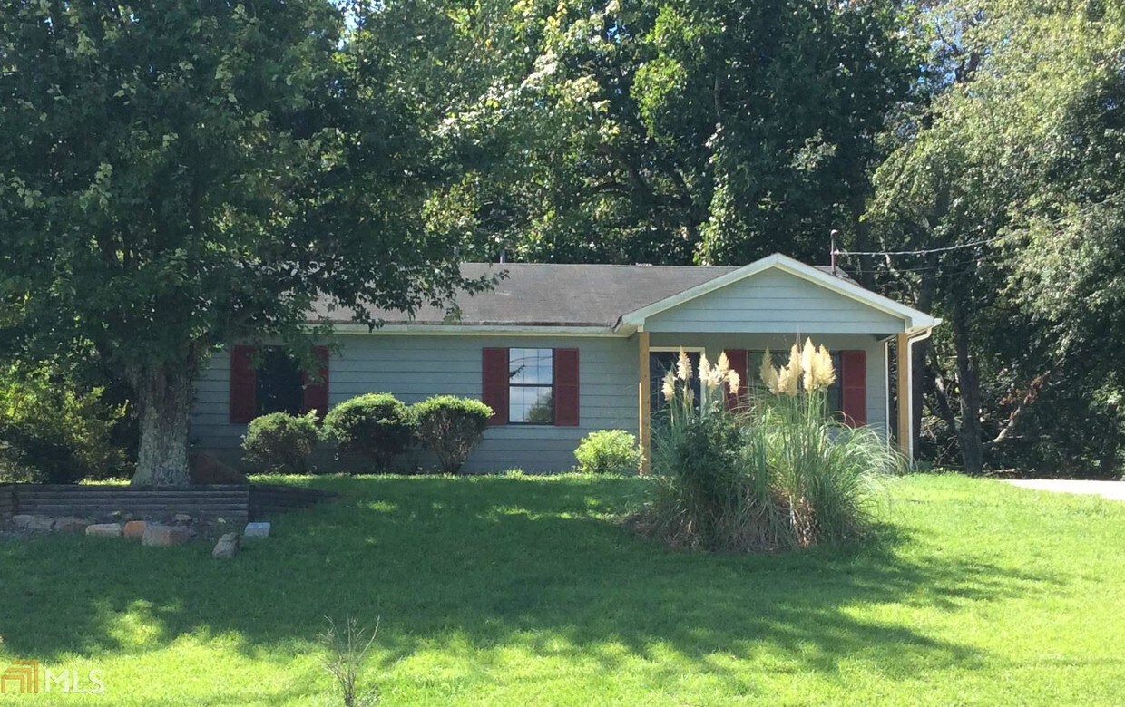 4054 Warren Rd, Flowery Branch, GA 30542 House for Rent in Flowery