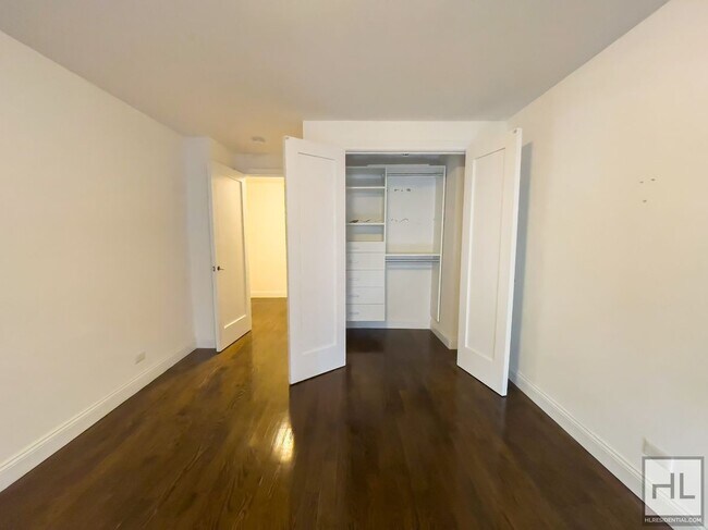 Foto del edificio - East 82nd Street