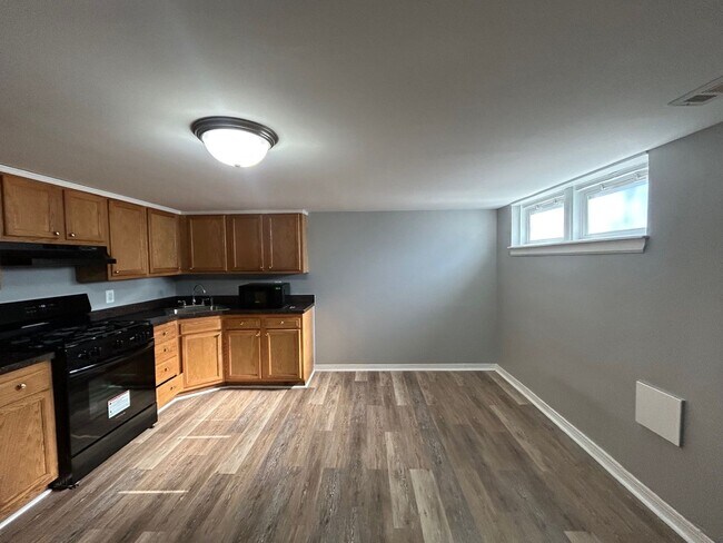 Foto del edificio - Baltimore - 4 bedrooms and 3 Bathrooms Available!