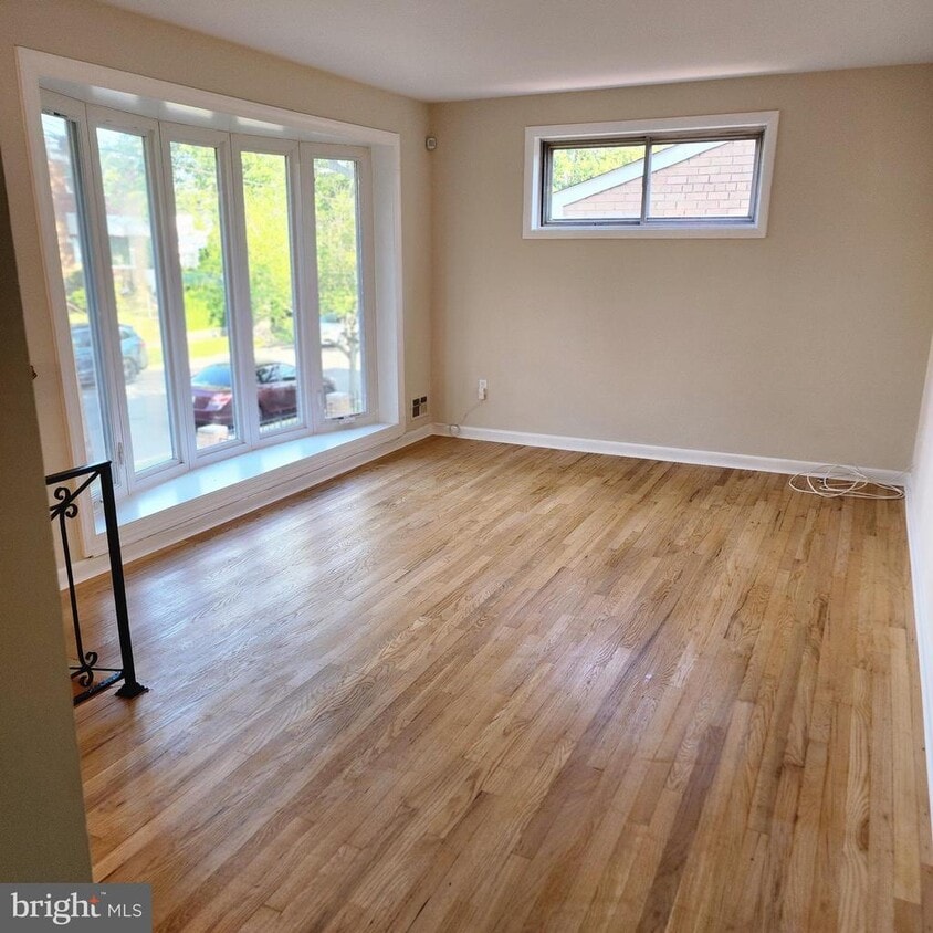 Foto principal - 1405 42nd St SE