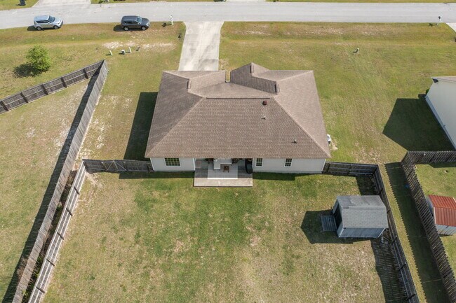 Building Photo - 309 Forbes Ln