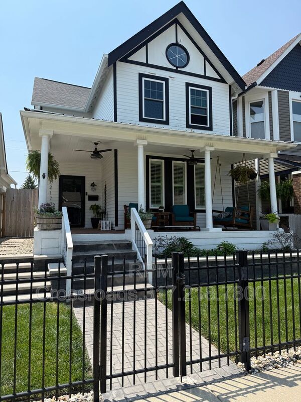 Building Photo - 1217 Hoyt Ave