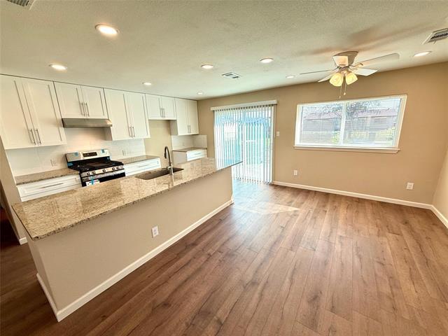 Foto del edificio - 4010 Hanover Dr