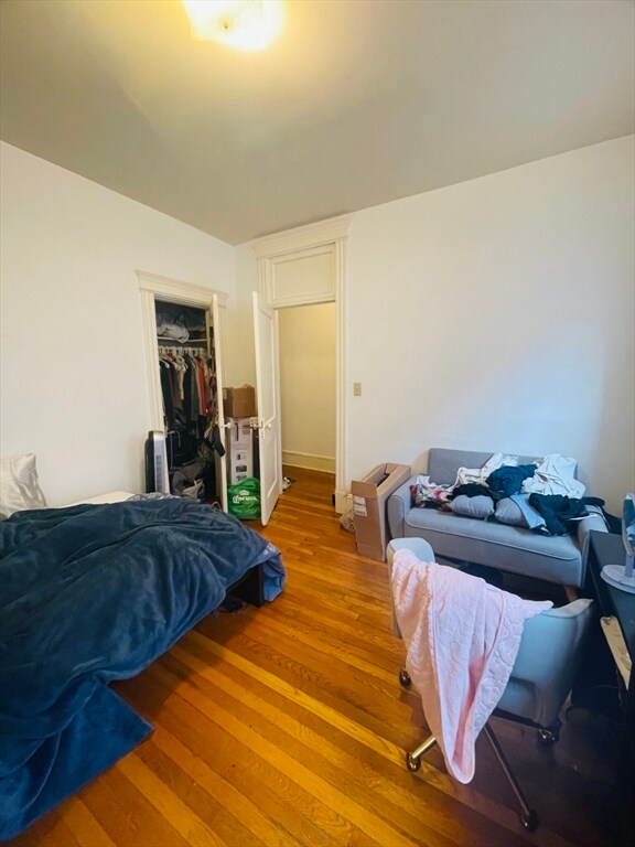 *Pictures are representative samples of the advertised unit. In some cases, the actual units you tou - 78 Avenue Louis Pasteur Ave