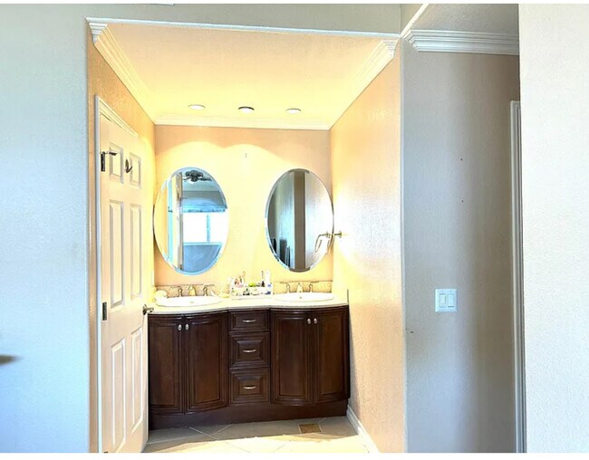 Foto del edificio - 8496 E Donnybrook Cir