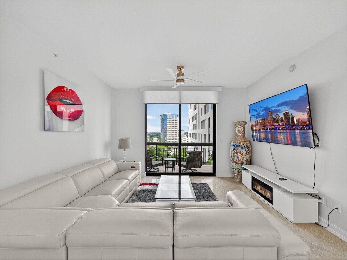 Foto principal - 701 S Olive Ave