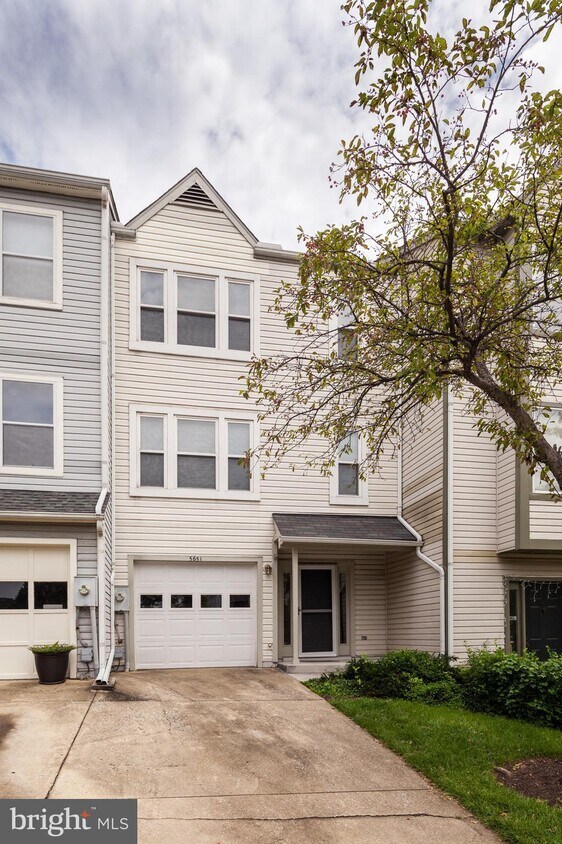 Primary Photo - 5651 Ringwood Dr
