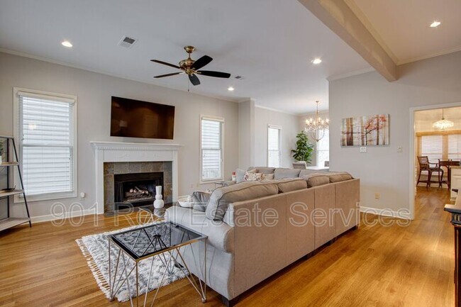 Building Photo - 1018 Harbor Bend Cir