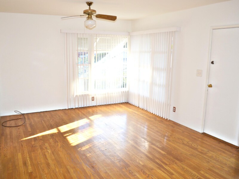 Foto principal - 3752 Lewis Ave