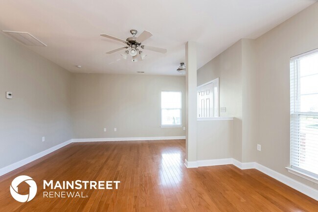 Building Photo - 4418 Sages Ave