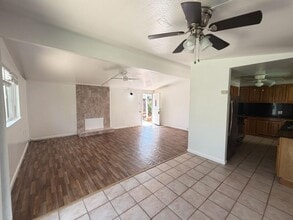 Building Photo - 10670 Minette Dr