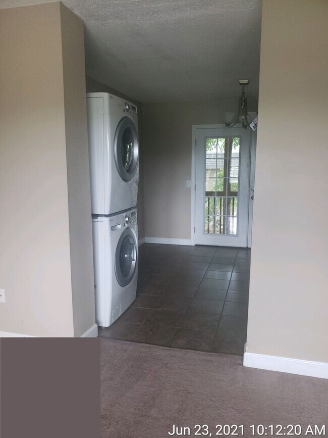 Foto del edificio - 203 Glenwood Ln