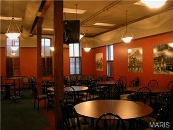 Plano de planta - 720 N First St