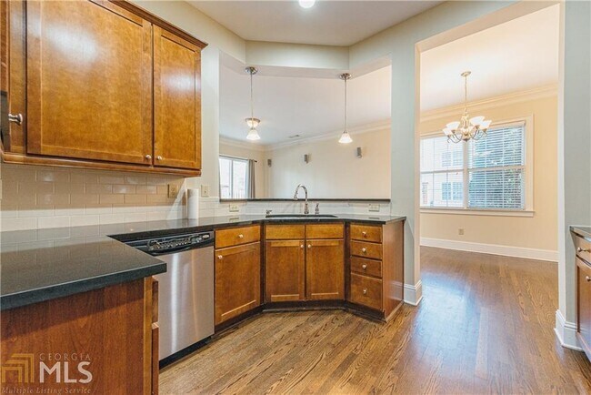 Building Photo - 4162 Fischer Way