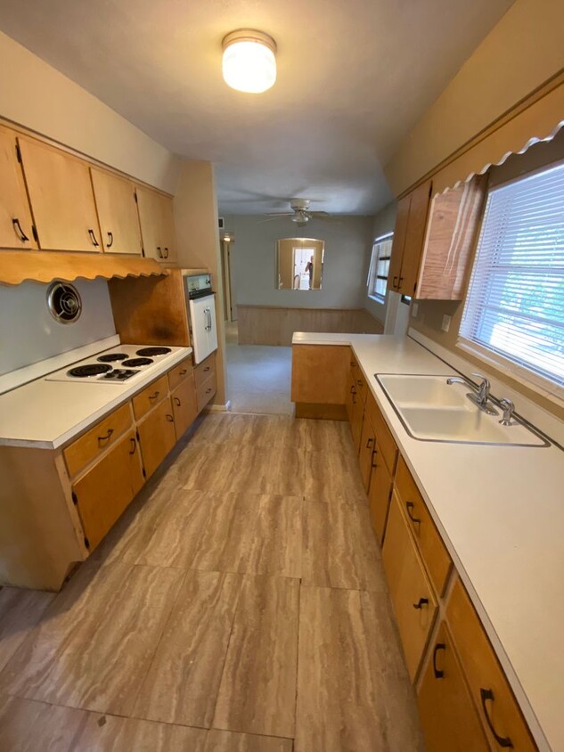 Primary Photo - Two bedroom two bath home in Orange City