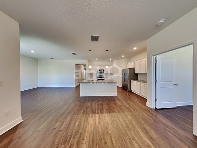 Foto del edificio - 33853 Widman Way