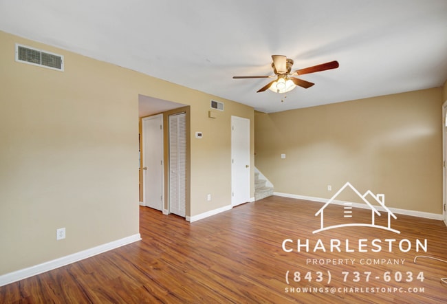 Building Photo - 2318 Applebee Way