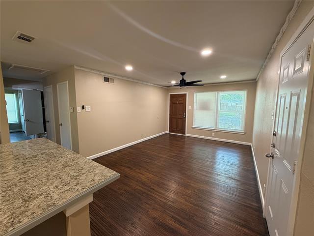 Building Photo - 2821 Materhorn Dr