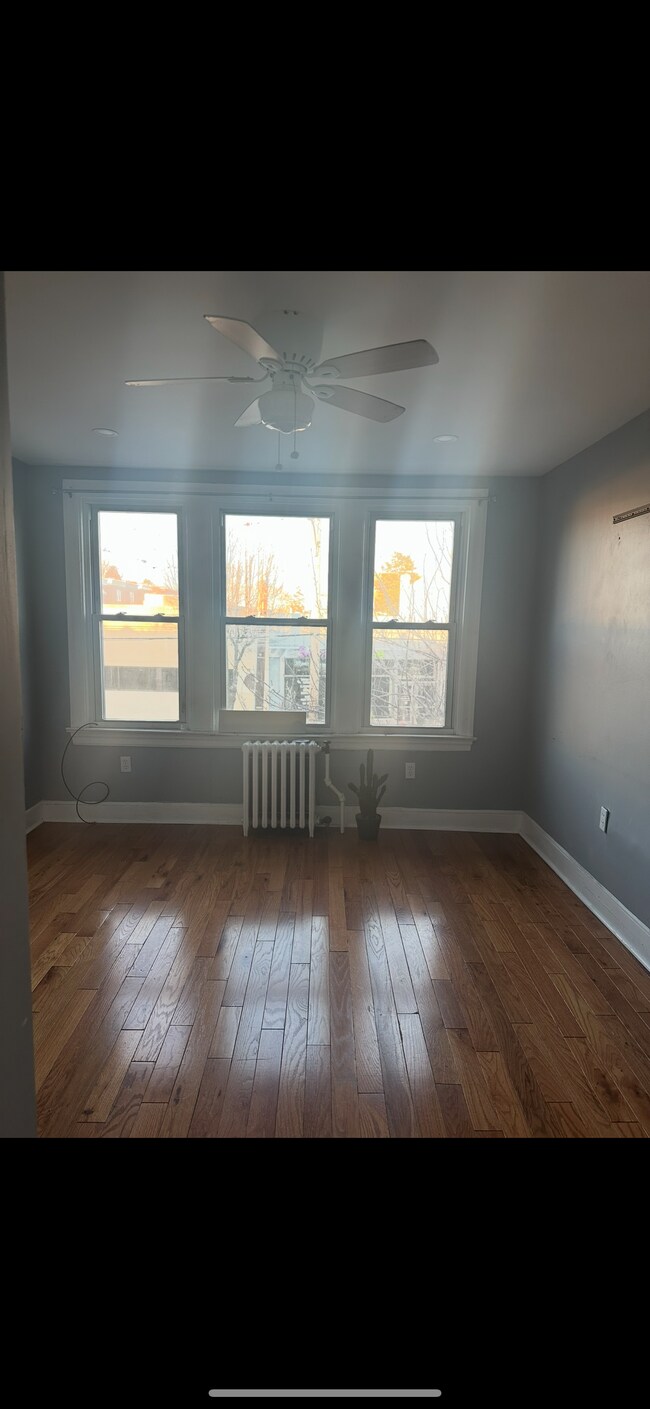 Building Photo - 712 Church Ln