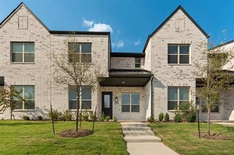 Building Photo - 1232 Arkansas Spgs St