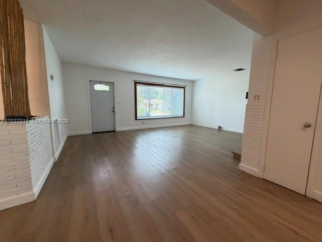 Foto del edificio - 6215 SW 20th St
