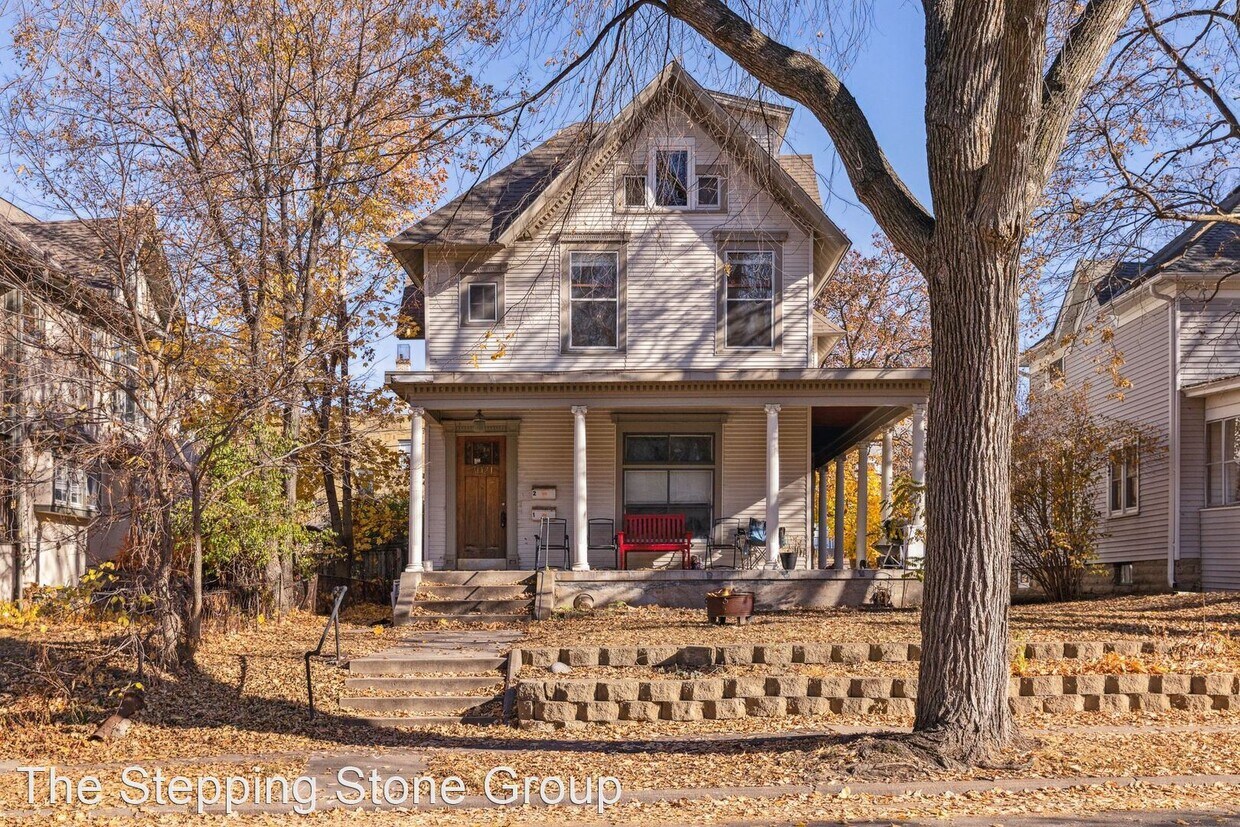 Primary Photo - 3 br, 2 bath Condo - 3021 Knox Ave South 3...