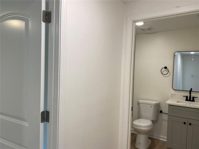 Building Photo - 3426 Harrison Rd