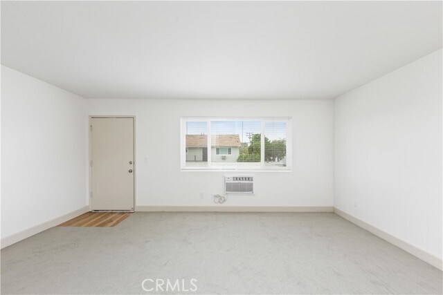 Building Photo - 18241 Mandarin Ln