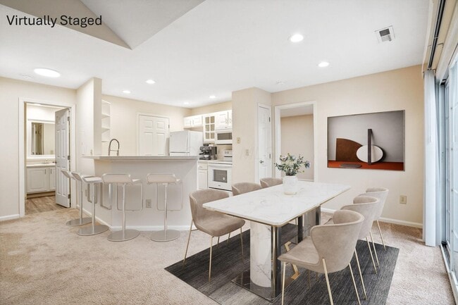 Foto del edificio - 4983 Aspen Pine Blvd