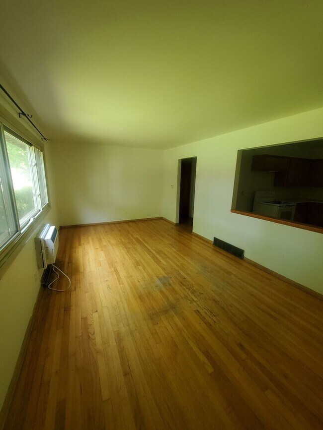 Foto del edificio - 4454 S 14th St