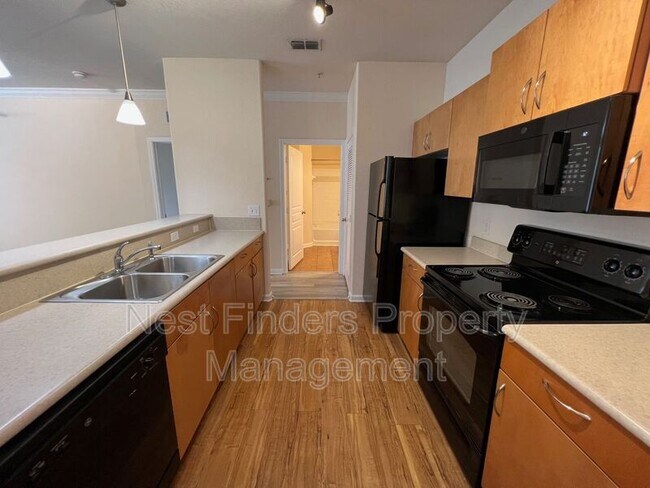Building Photo - 8290 Gate Pkwy W