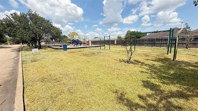 Foto del edificio - 14402 Stone Park Rd