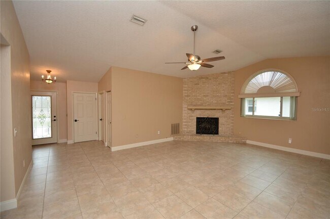 Foto del edificio - 29 Edmond Pl