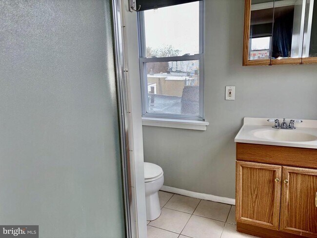 Foto del edificio - 2635 E Lehigh Ave