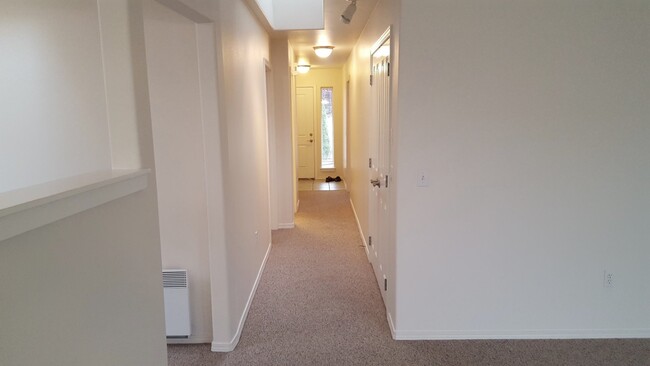 Building Photo - 2 bed 2 bath in Sequim