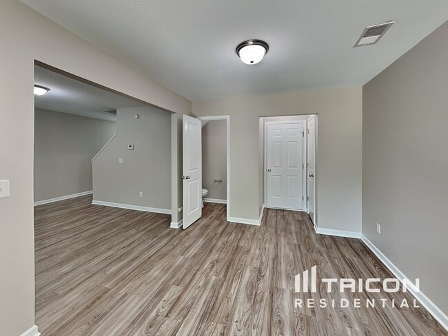Building Photo - 1576 Rabon Farms Ln