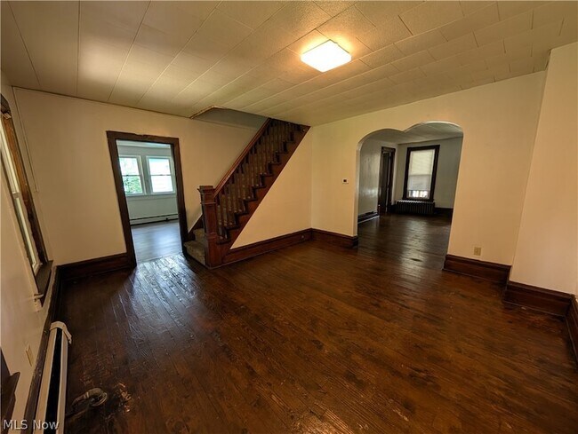 Foto del edificio - 339 Harris St