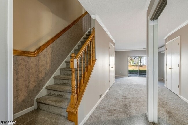 Building Photo - 604 Brokaw Ct