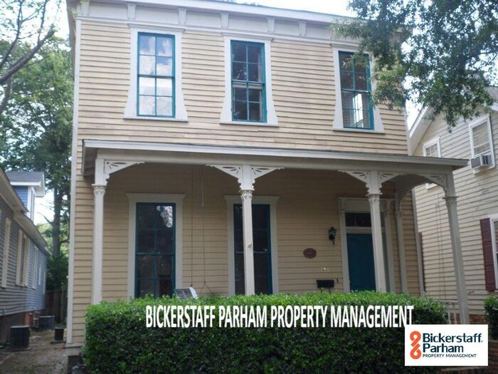 Primary Photo - Live in The Historic District!