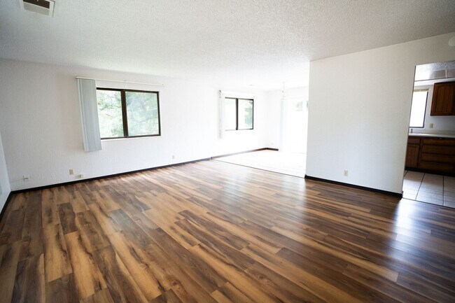 Foto del edificio - Single Level Home in McKinelyville