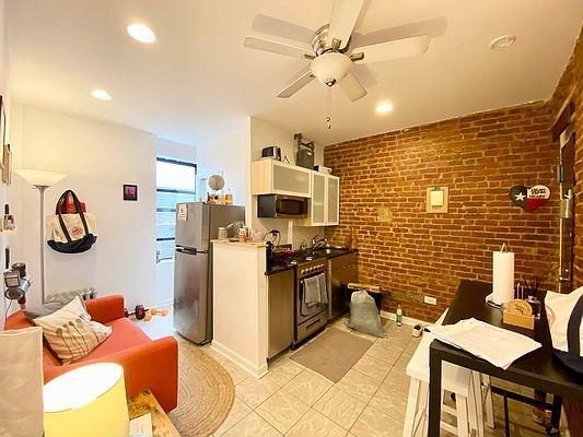 Foto principal - 2 bedroom in BRONX NY 10457