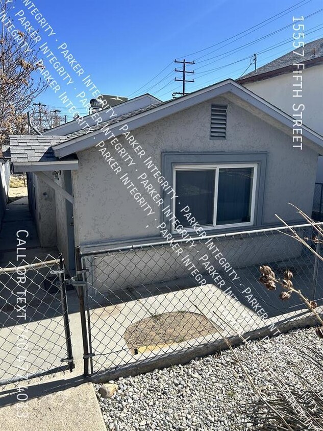 Foto principal - 15557 5th St