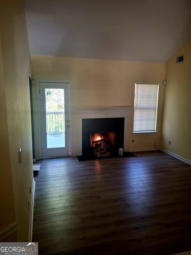 Foto del edificio - 2708 Field Spring Dr