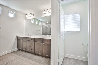 Building Photo - 6145 Sky River Ct