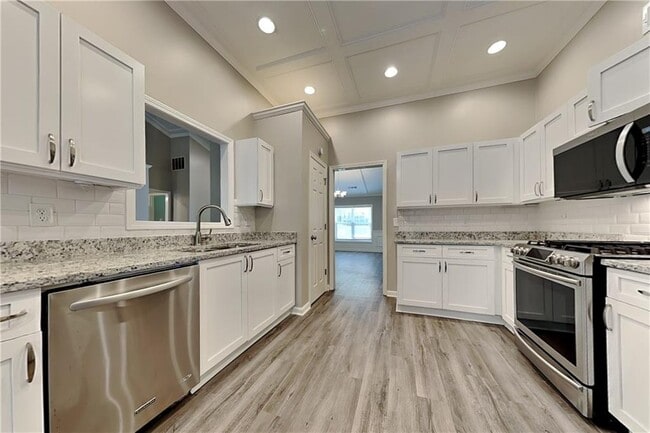 Building Photo - 2522 Oak Bluff Dr