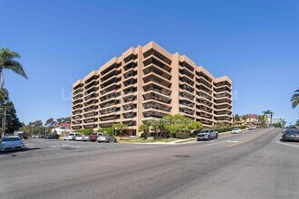 Building Photo - 230 W Laurel St