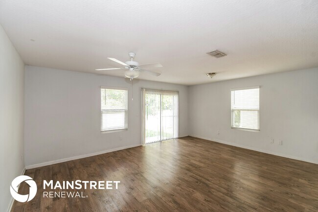 Building Photo - 554 Eiseman Wy
